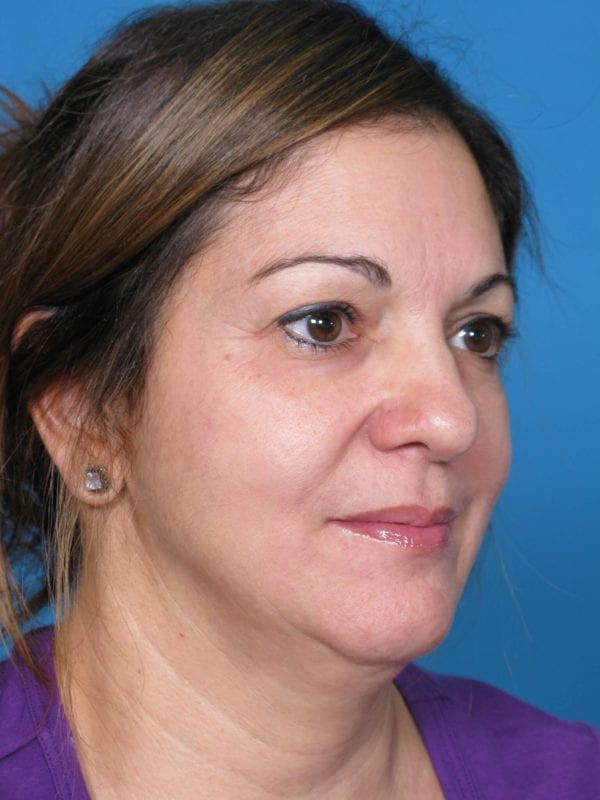 correa-anna-20111213143616109-20120810091454734-jpg